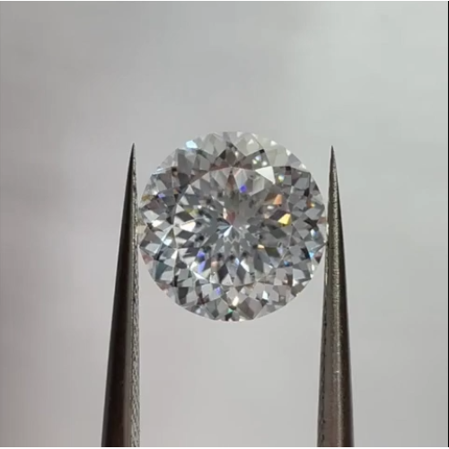 Муассанит 12 мм 6 карат Огранка: Португальская Цвет: бесцветный (белый)